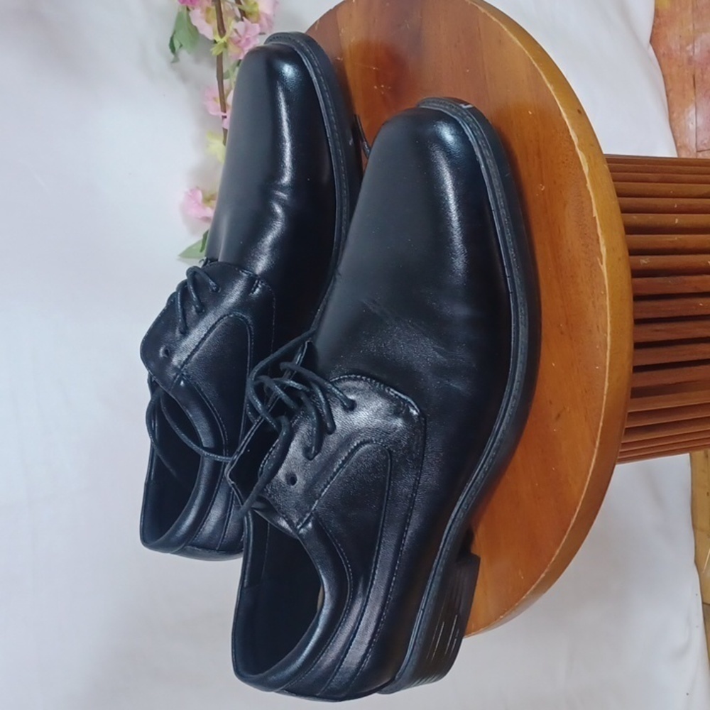 CROFT AND BARROW MENS SHOES SIZE 9 IN A BEAUTIFUL BLACK ⚫️